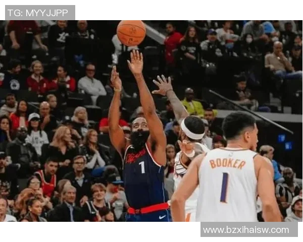 快船4连败！布克21+9格林伤退，科林斯高效爆发，哈登13+13全队最低